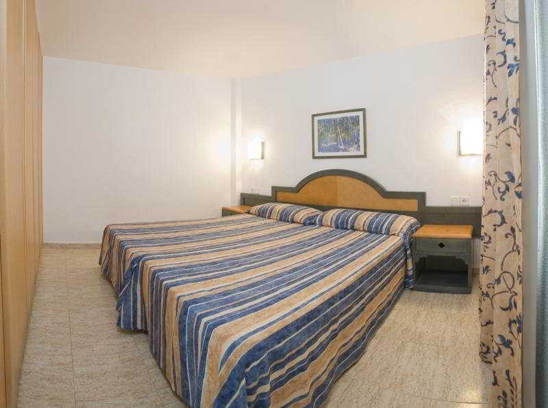 Apartamentos Blue Star (Adults Only) San Antonio (Ibiza) Quarto foto